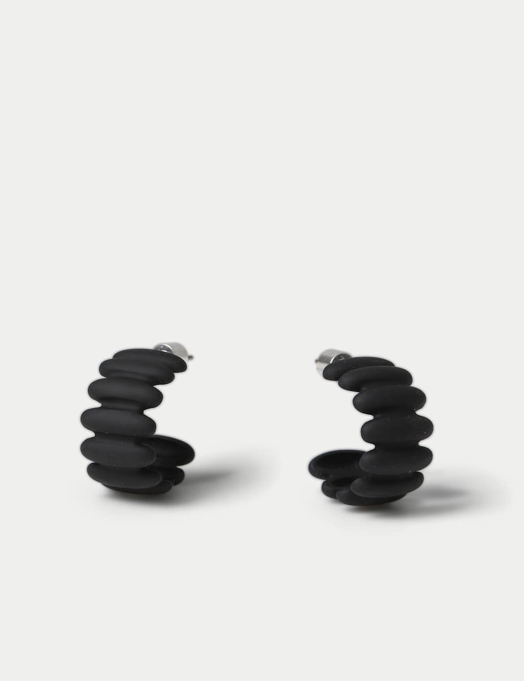 M&S Women's Powder Coat Ridge Hoop Earrings Black