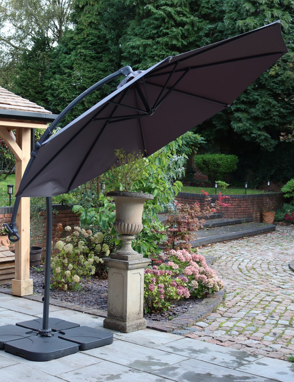 Deluxe 3m Cantilever Parasol