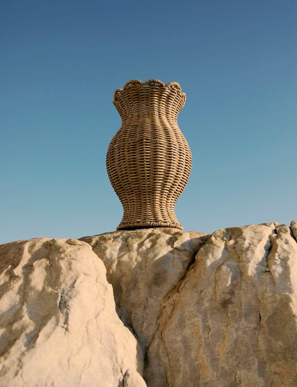M&S Wicker Scallop Vase - Natural