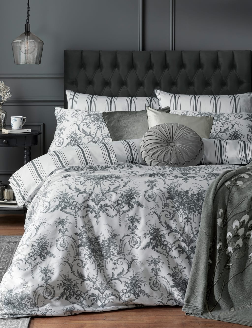 Pure Cotton Sateen Tuleries Bedding Set