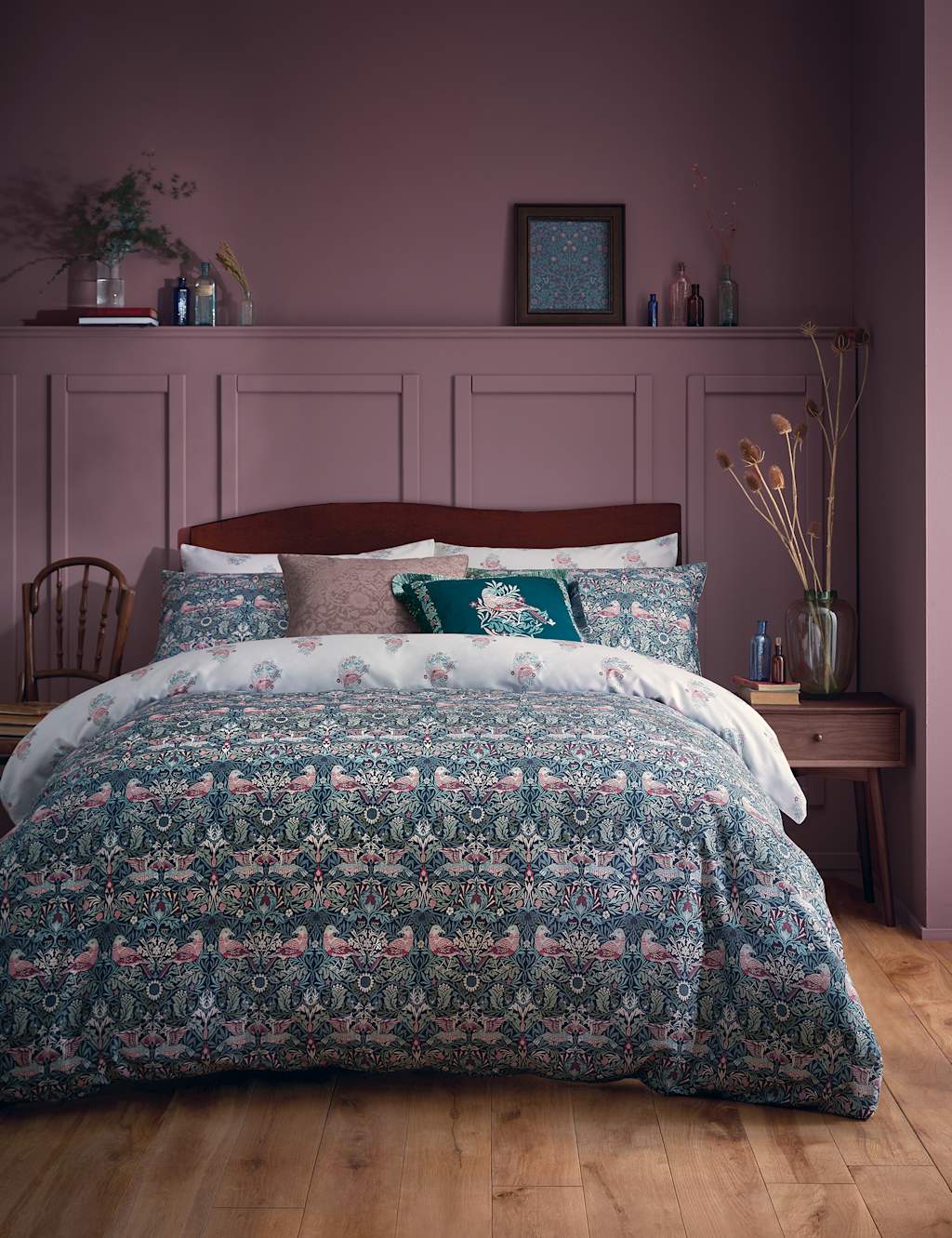 William Morris At Home Pure Cotton Sateen Bird Bedding Set Soft Cherry
