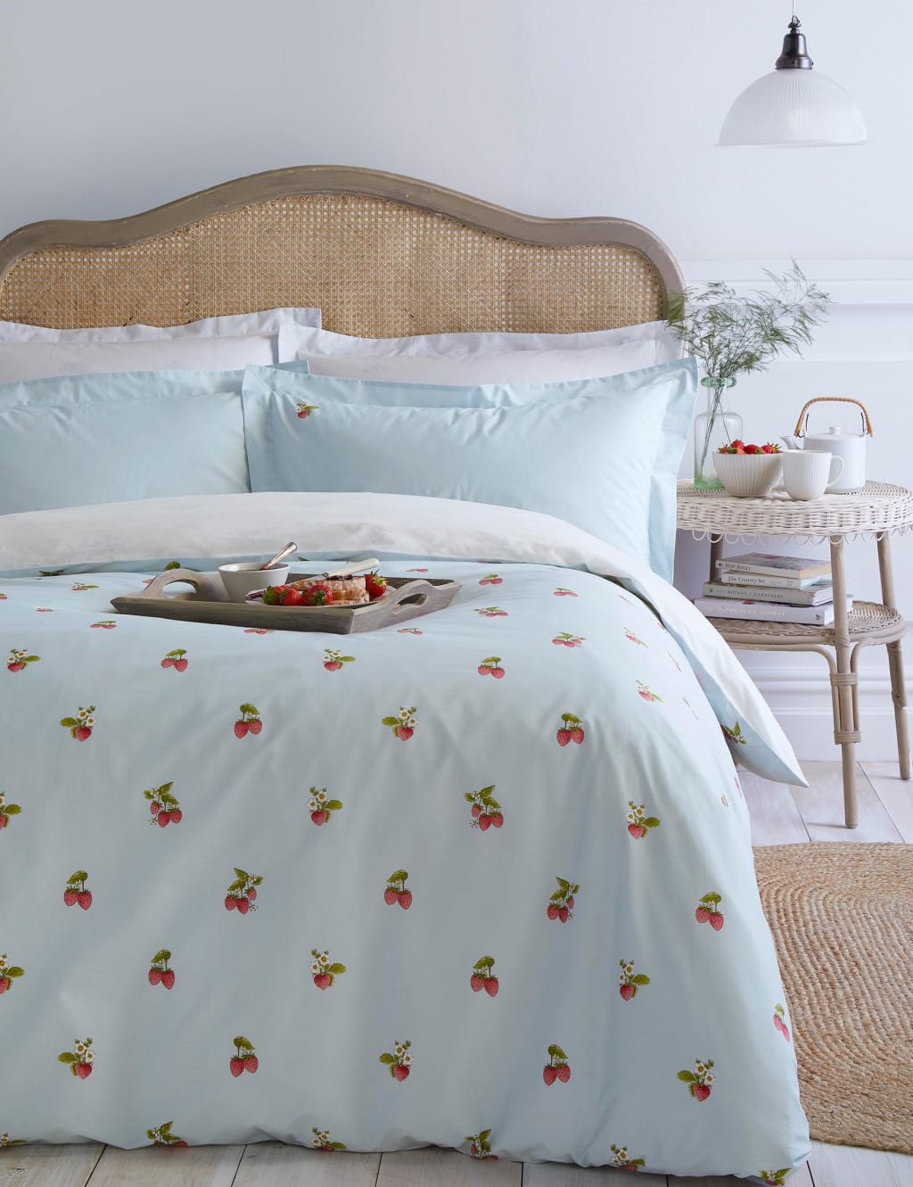 Pure Cotton Strawberries Bedding Set