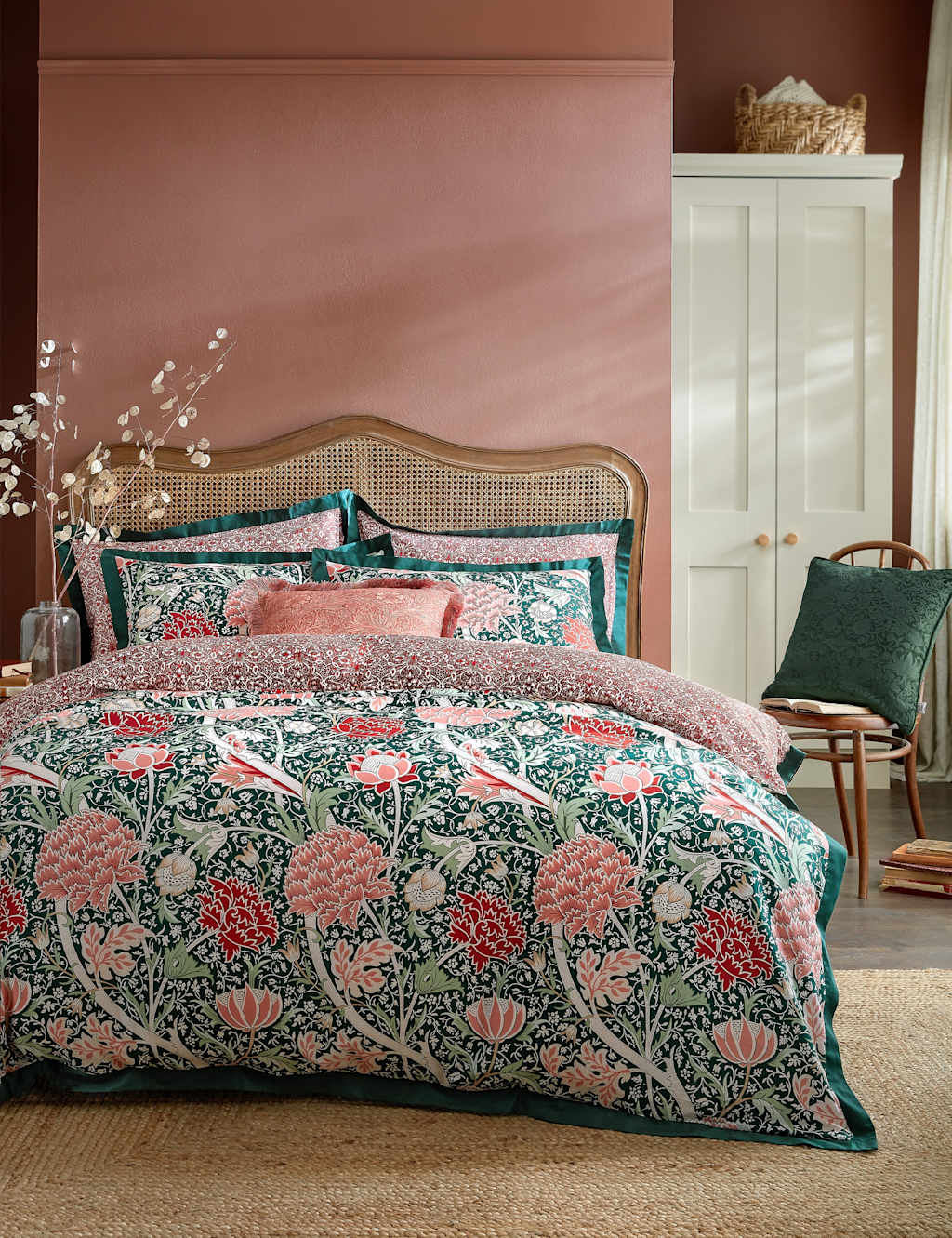 William Morris At Home Pure Cotton Cray Bedding Set - Single (3 ft) - Green Mix - Available at M&S