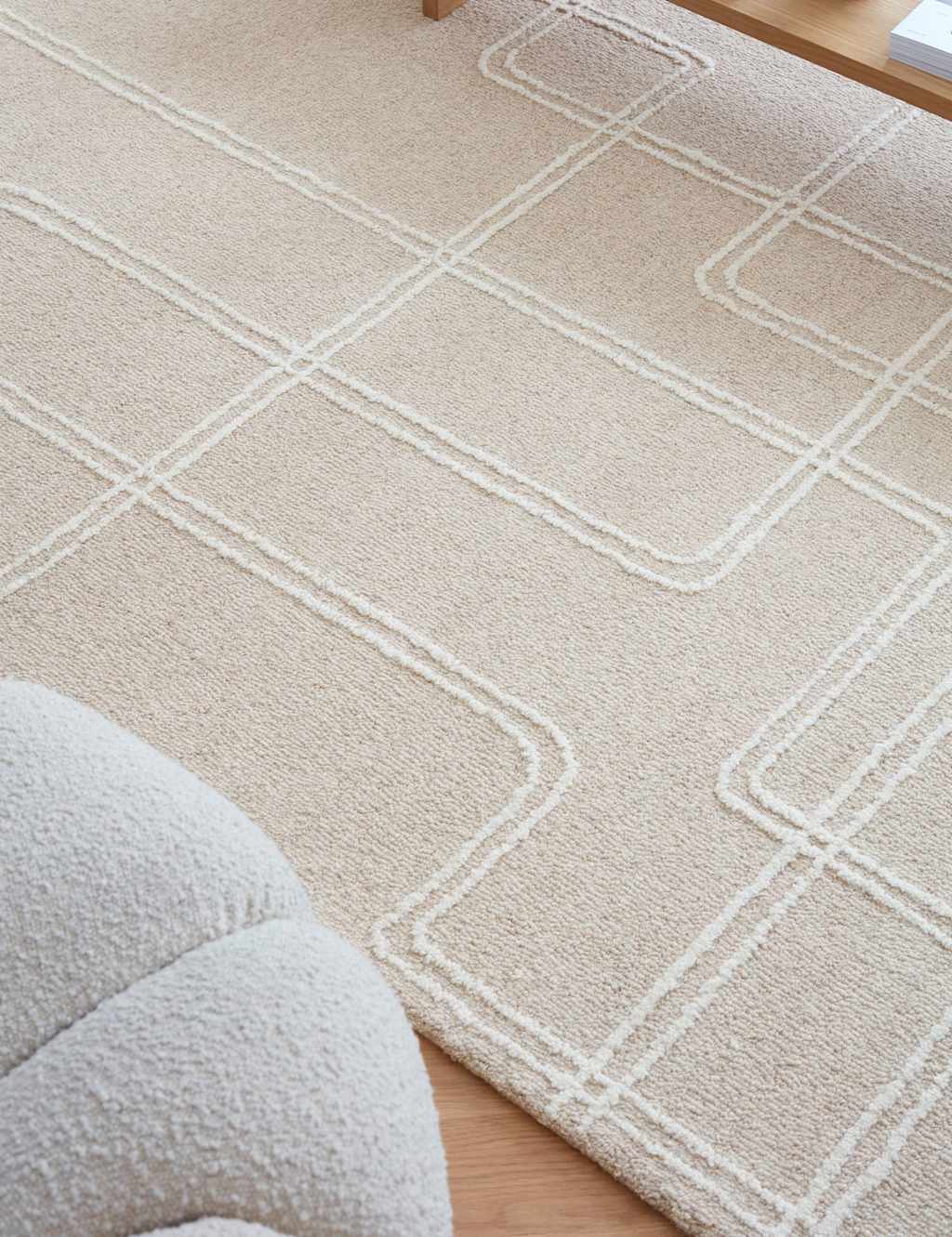 Ada Pure Wool Linear Tufted Rug