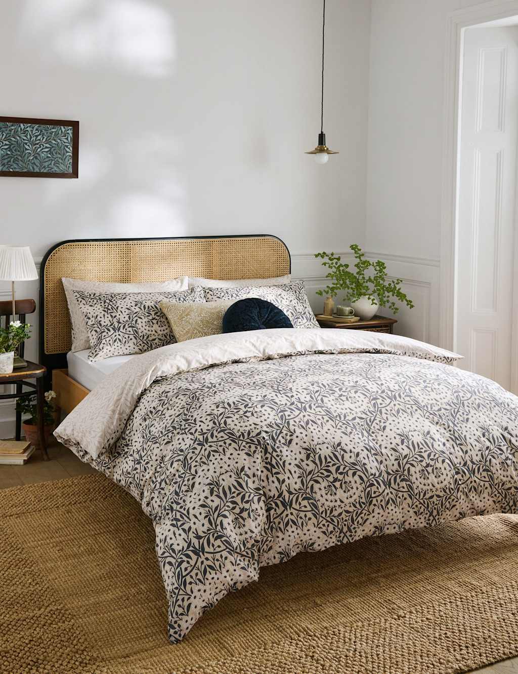 William Morris At Home Pure Cotton Michaelmas Daisy Bedding Set - Single (3 ft) - Cream Mix - Available at M&S