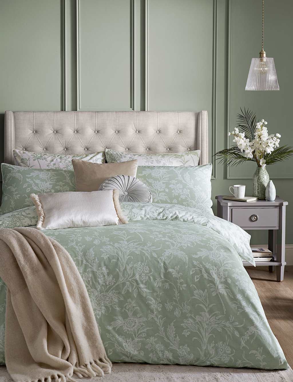 Laura Ashley Pure Cotton Lloyd Reversible Bedding Set Light Green