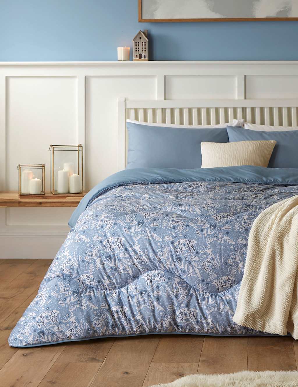 Night Lark Winter Woodland 10.5 Tog Coverless Duvet Set Light Blue