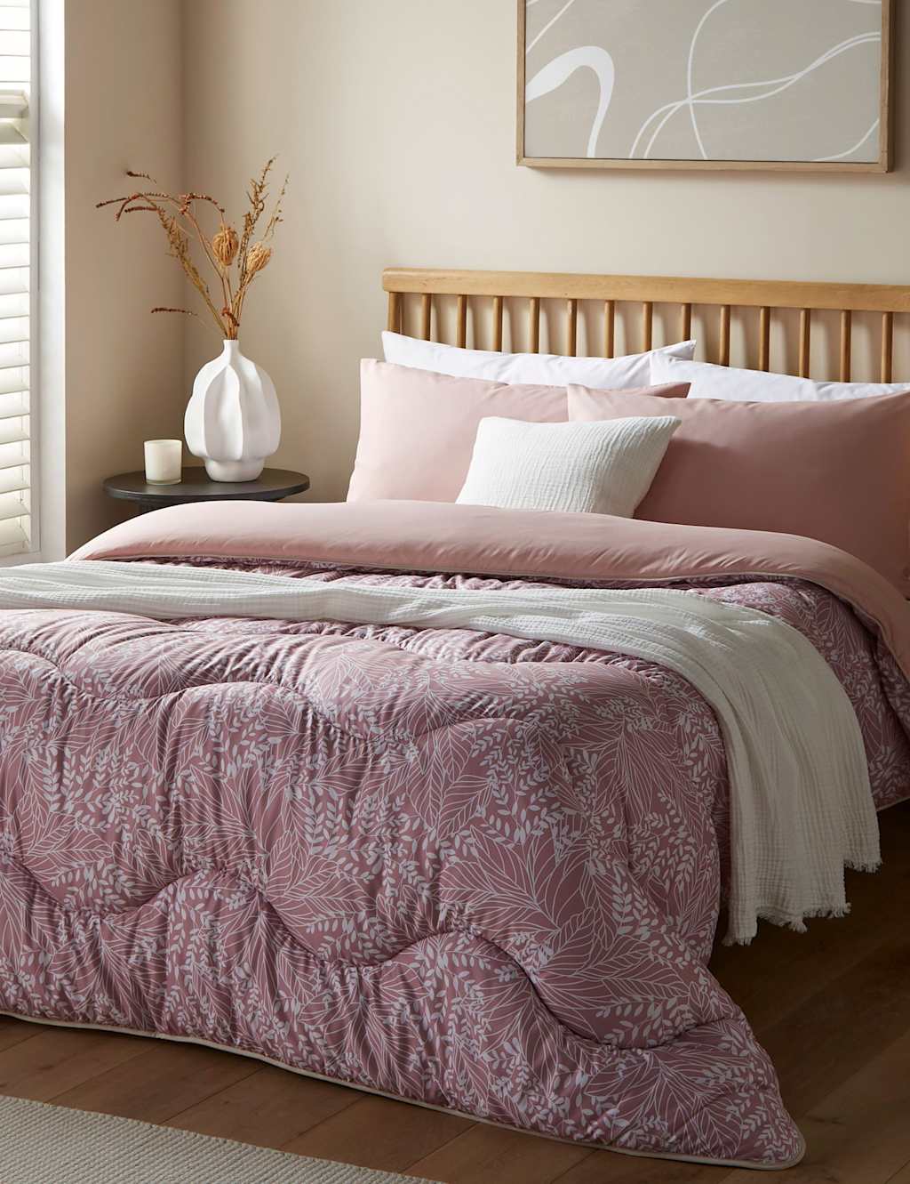 Night Lark Linear Leaf 10.5 Tog Coverless Duvet Set Pink