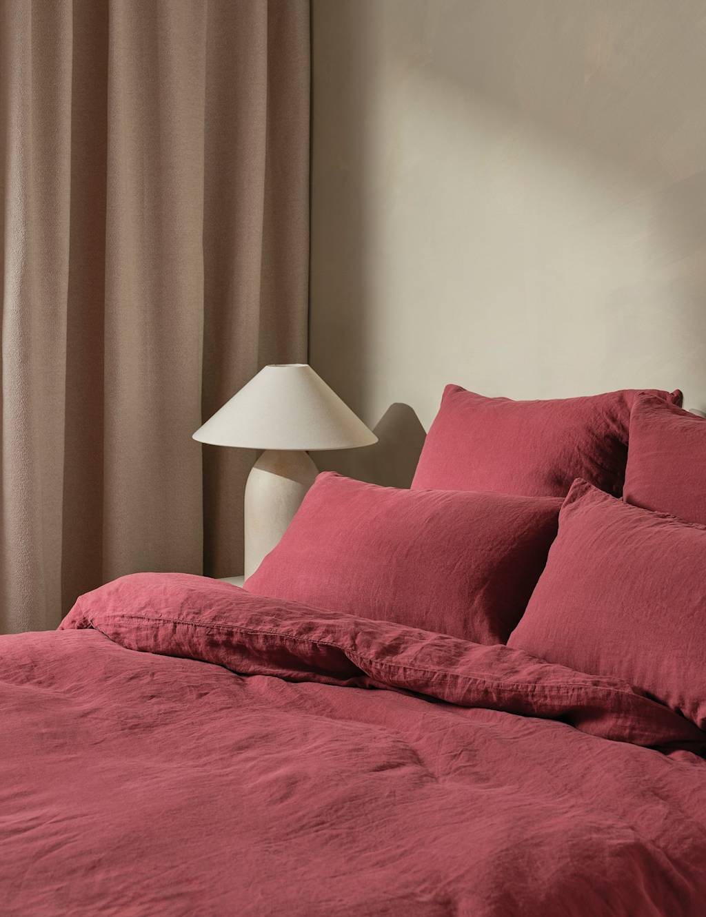 Bedfolk Pure Linen Relaxed Duvet Cover Burgundy