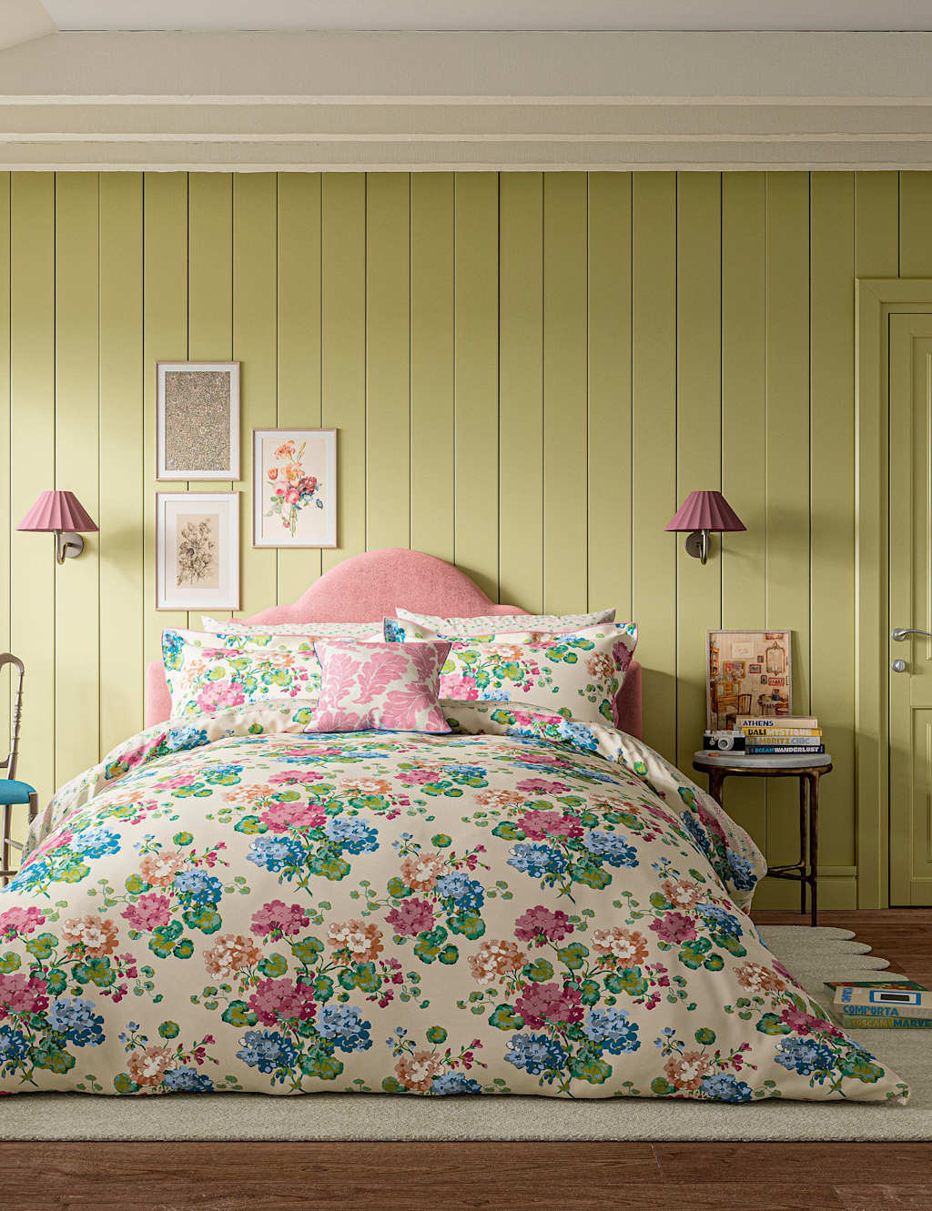 Land & Shore Pure Cotton Lori Bedding Set - Double (4 ft 6) - Multi - Available at M&S
