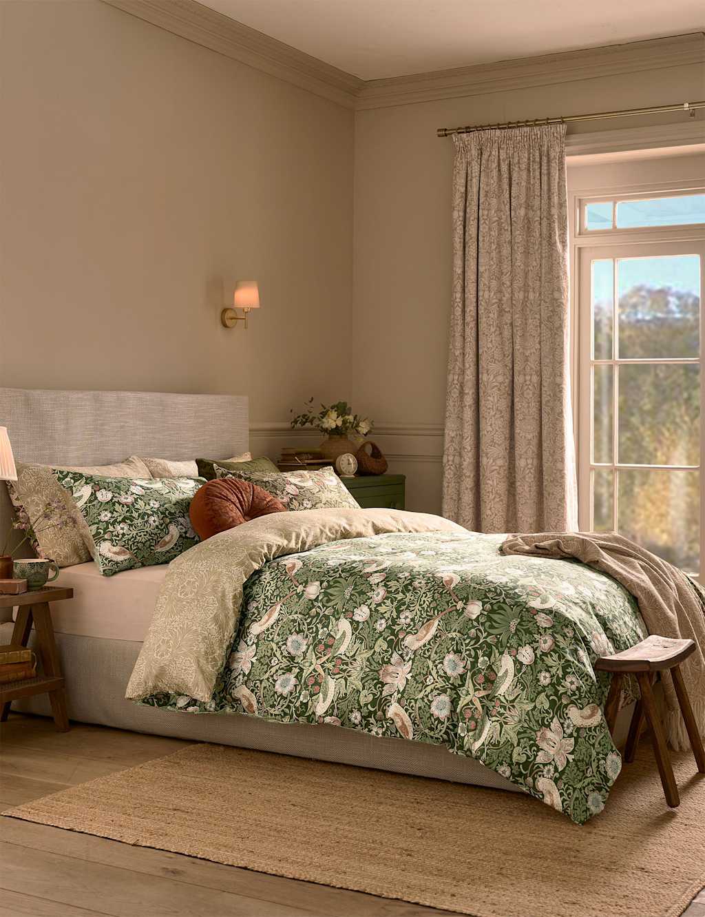 William Morris At Home Pure Cotton Strawberry Thief Bedding Set - Single (3 ft) - Green Mix - Available at M&S