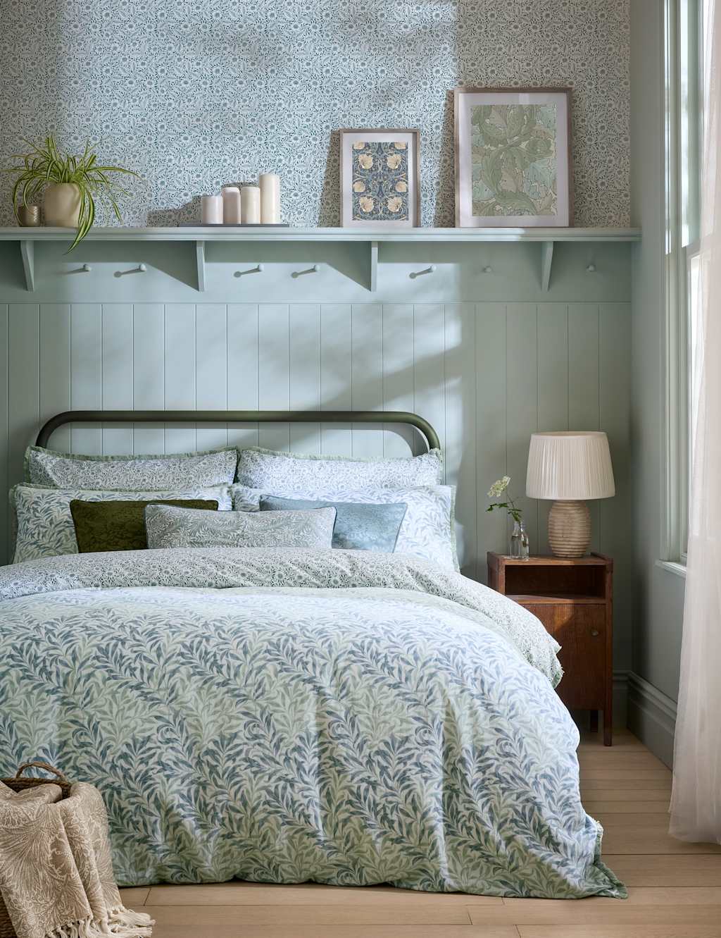 William Morris At Home Set of 2 Pure Cotton Willow Bough Pillowcases - Green Mix - Available at M&S