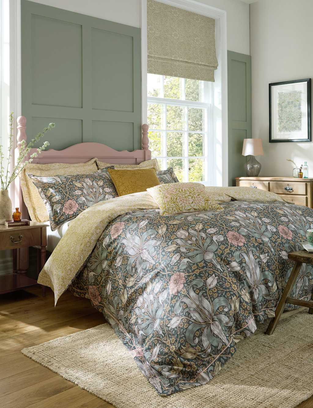 William Morris At Home Pure Cotton Sateen Spring Thicket Bedding Set - Single (3 ft) - Multi - Available at M&S