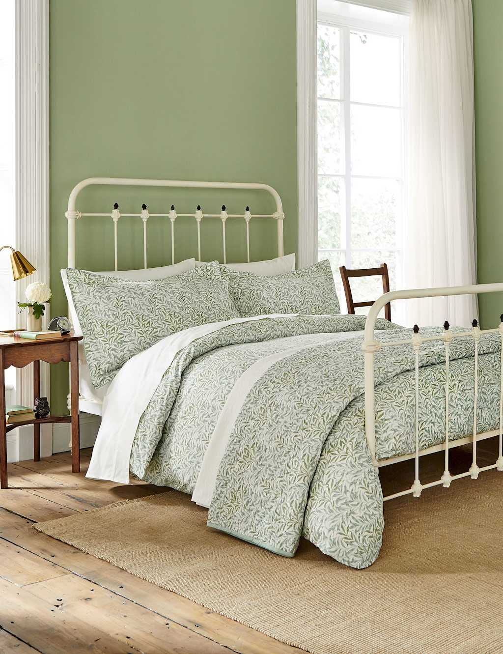 Morris & Co Pure Cotton Willow Bough Bedding Set - King Size (5 ft) - Green Mix - Available at M&S