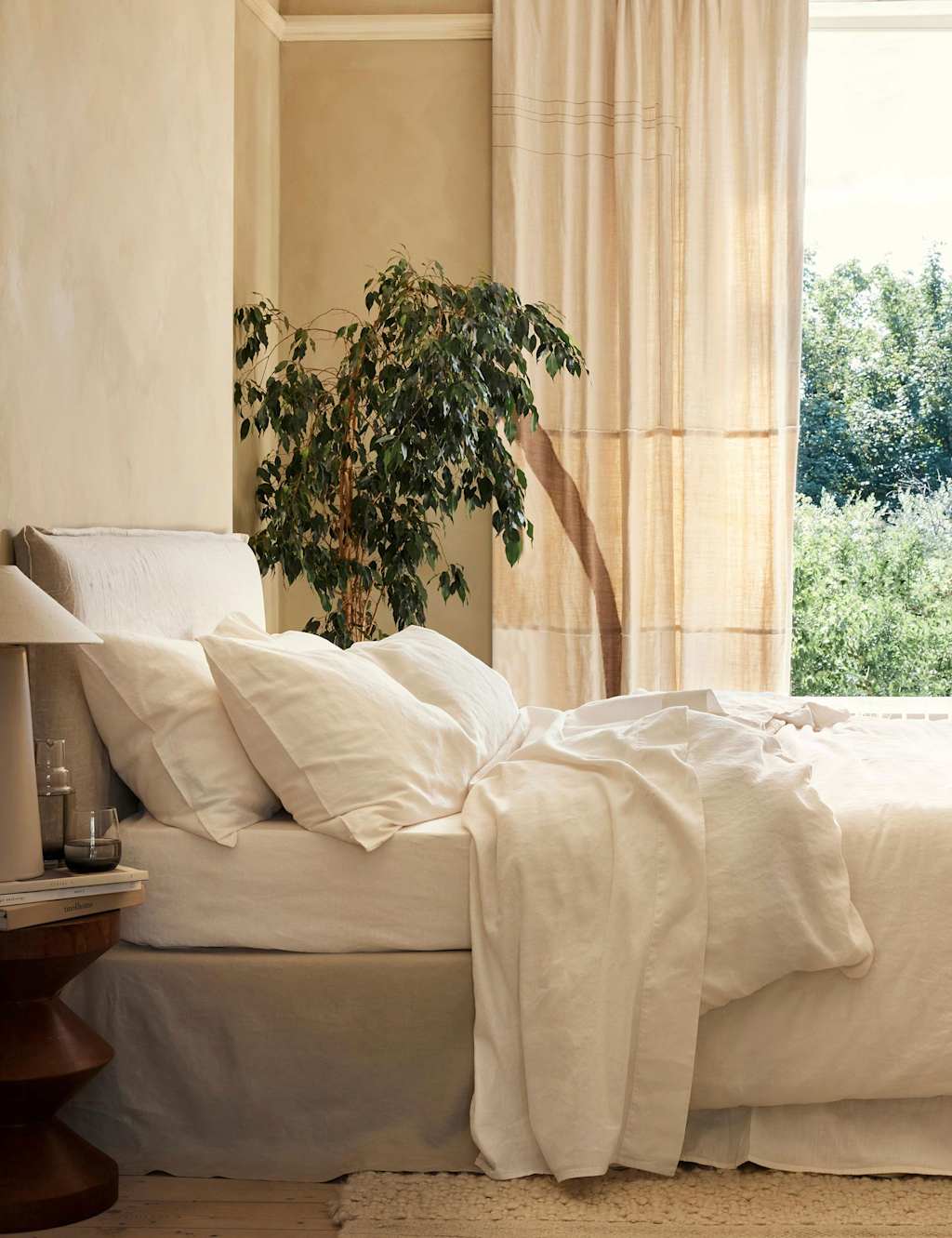 Piglet In Bed Pure Linen Duvet Cover - Super King Size (6 ft) - Pearl - Available at M&S