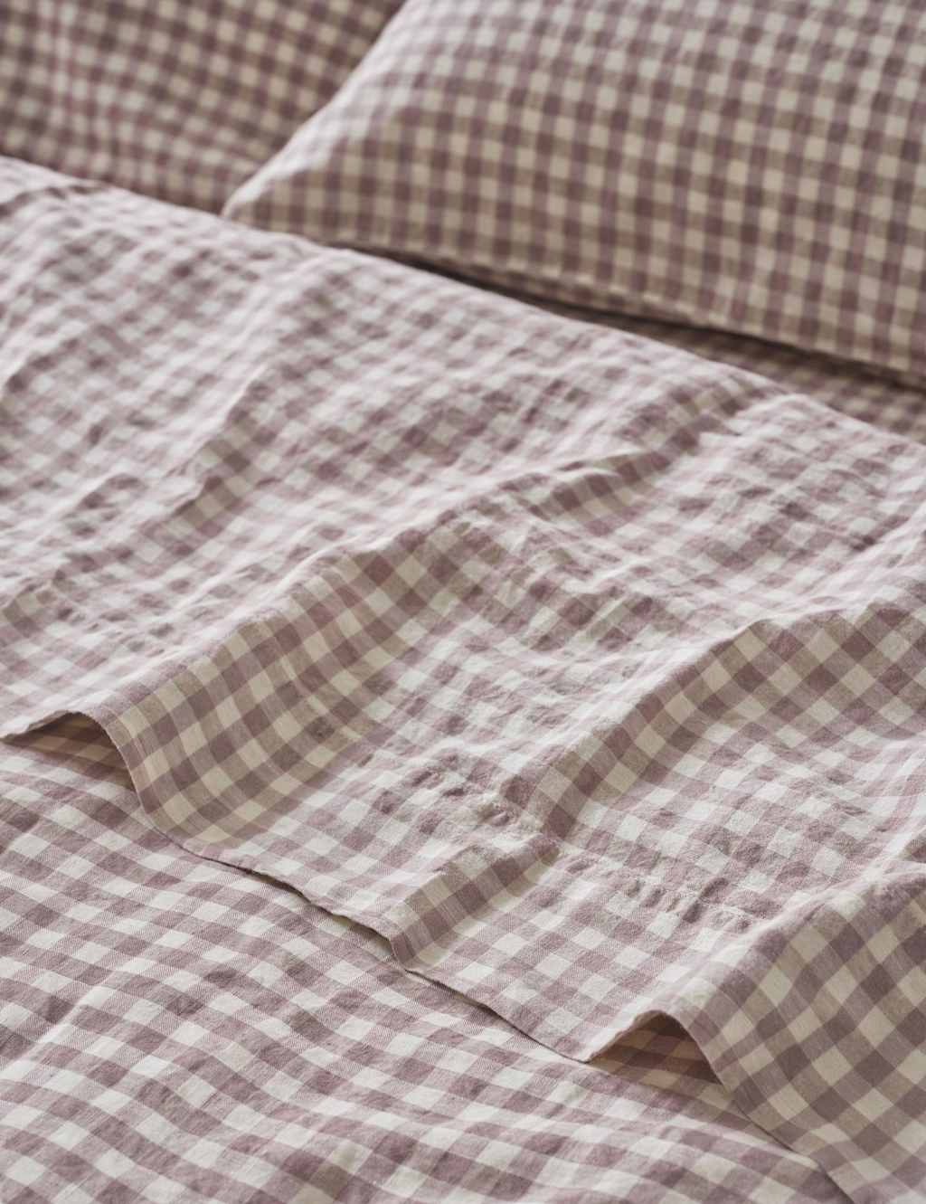 Piglet In Bed Linen Rich Gingham Flat Sheet - Super King Size (6 ft) - Pink Mix - Available at M&S