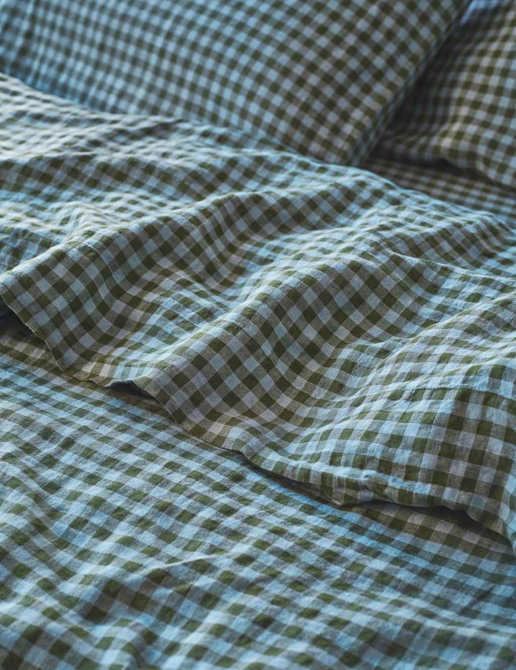 Piglet In Bed Linen Rich Gingham Flat Sheet - Double (4 ft 6) - Multi - Available at M&S