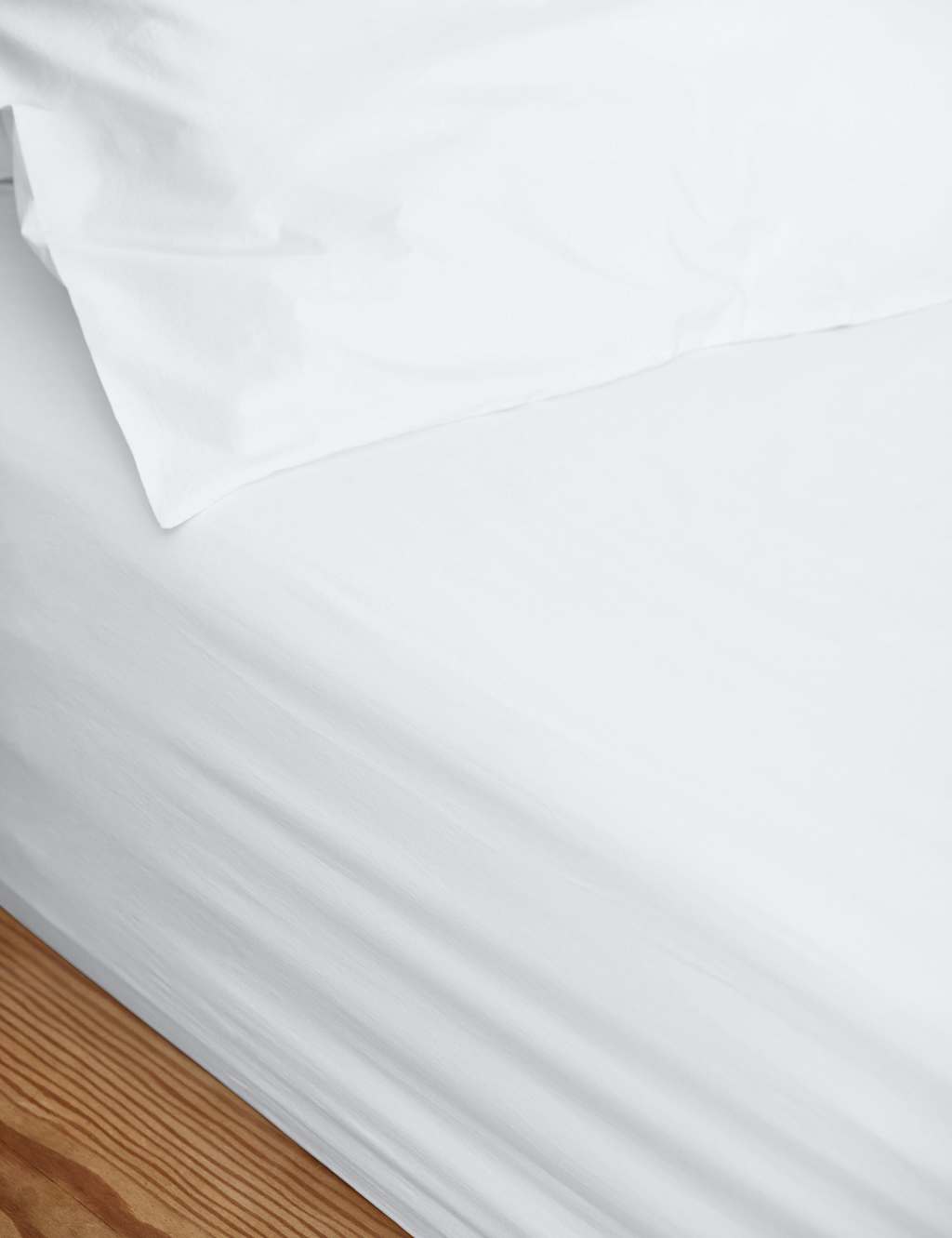 Piglet In Bed Washed Cotton Percale Fitted Sheet - Super King Size (6 ft) - White - Available at M&S