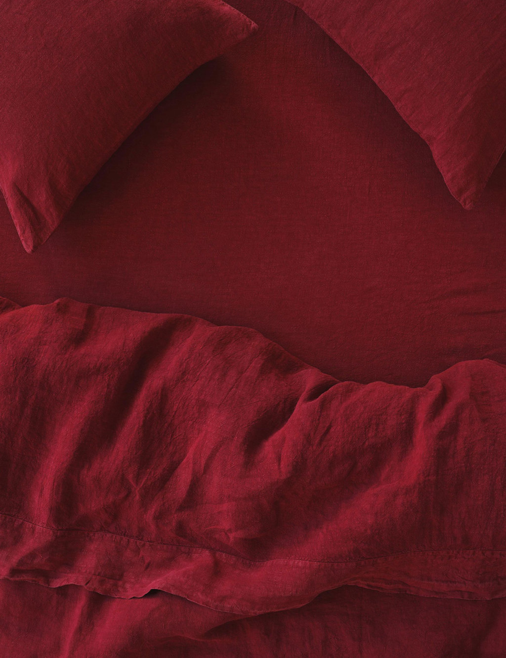 Piglet In Bed Pure Linen Fitted Sheet - Single (3 ft) - Red - Available at M&S