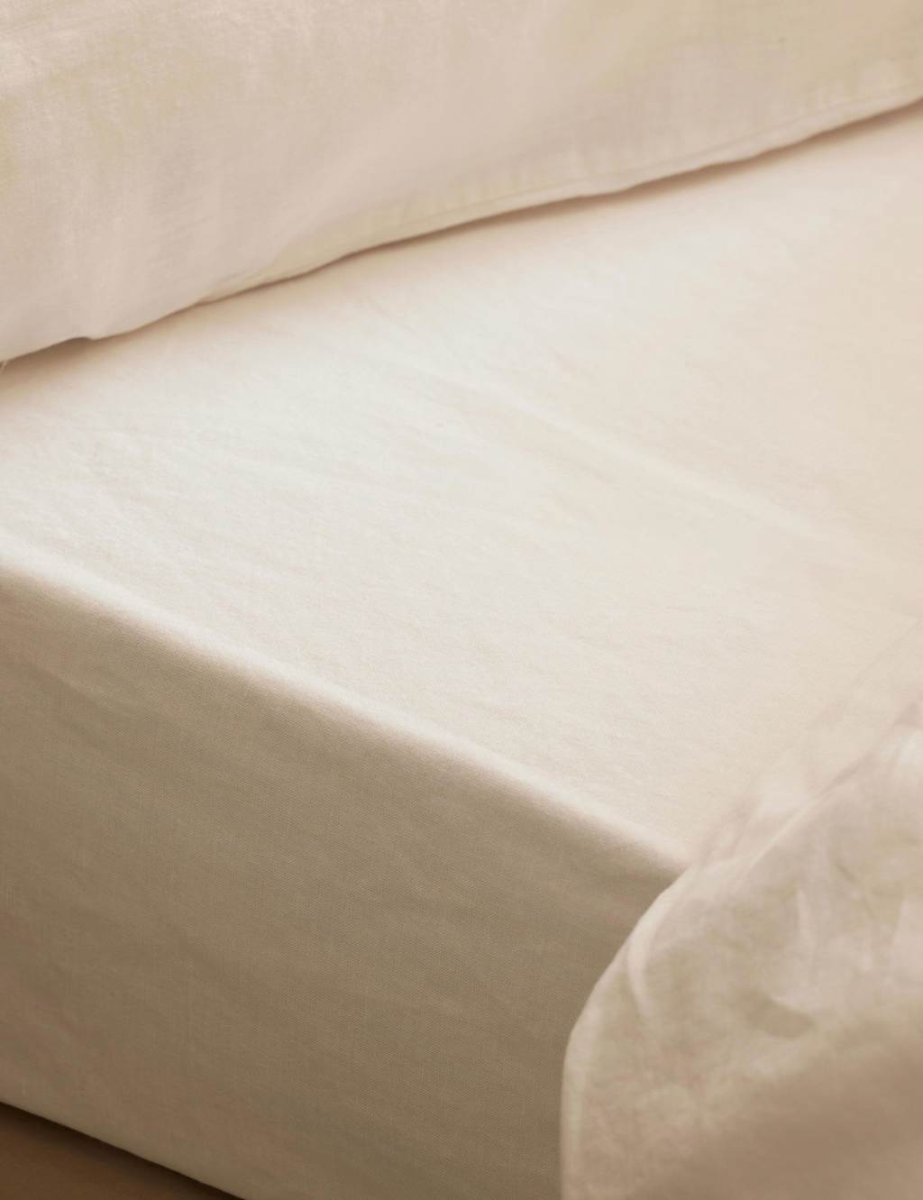 Piglet In Bed Pure Linen Fitted Sheet - Single (3 ft) - Cream - Available at M&S