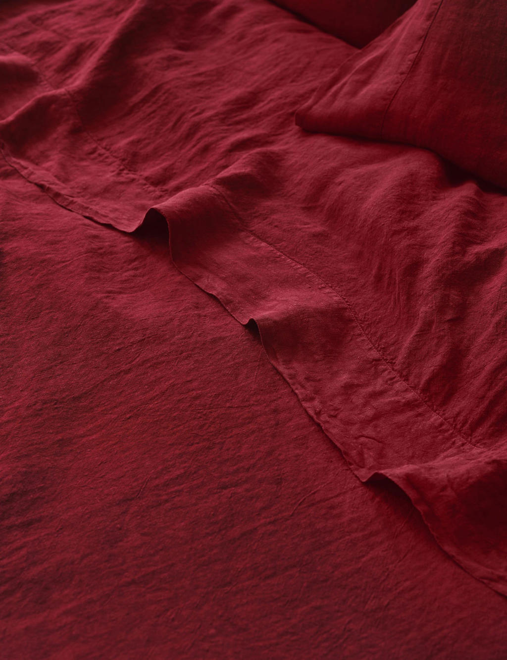 Piglet In Bed Pure Linen Flat Sheet - Single (3 ft) - Red - Available at M&S