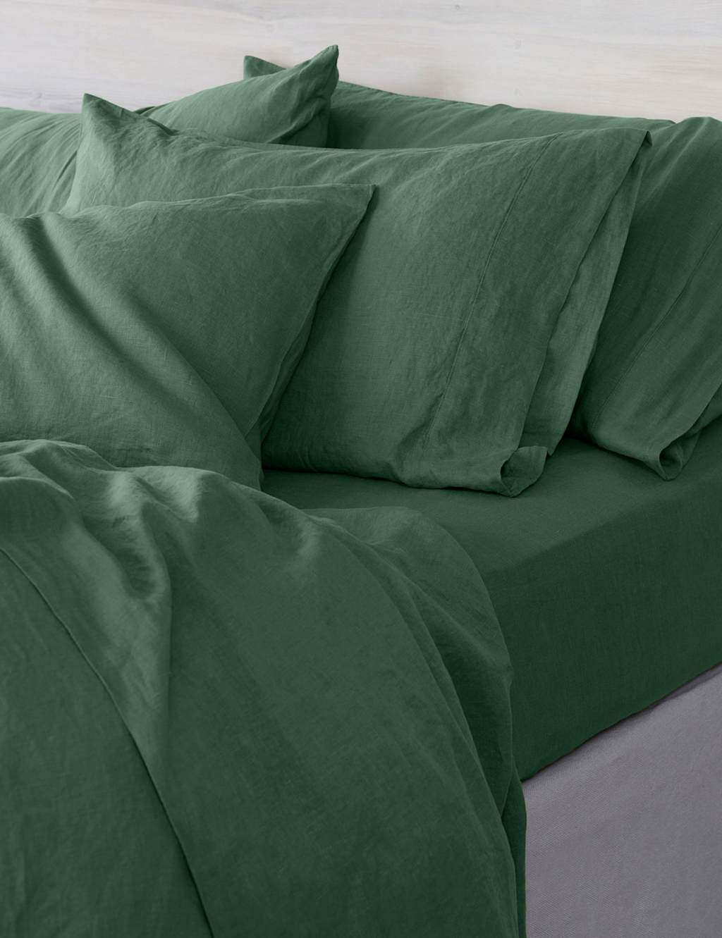 Piglet In Bed Linen Rich Fitted Sheet - Single (3 ft) - Green - Available at M&S