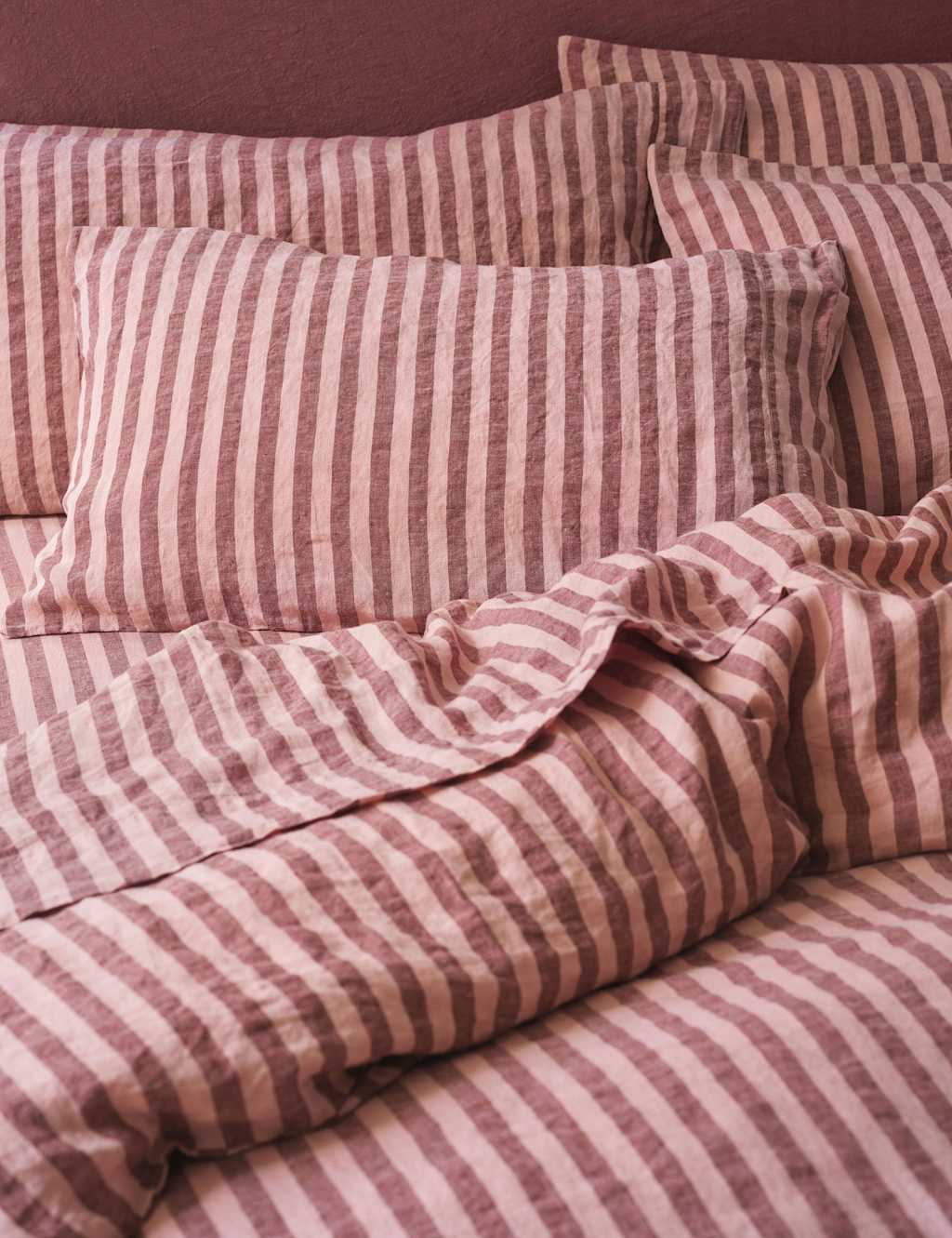 Piglet In Bed 2 Pack Linen Rich Pembroke Pillowcases - Pink Mix - Available at M&S