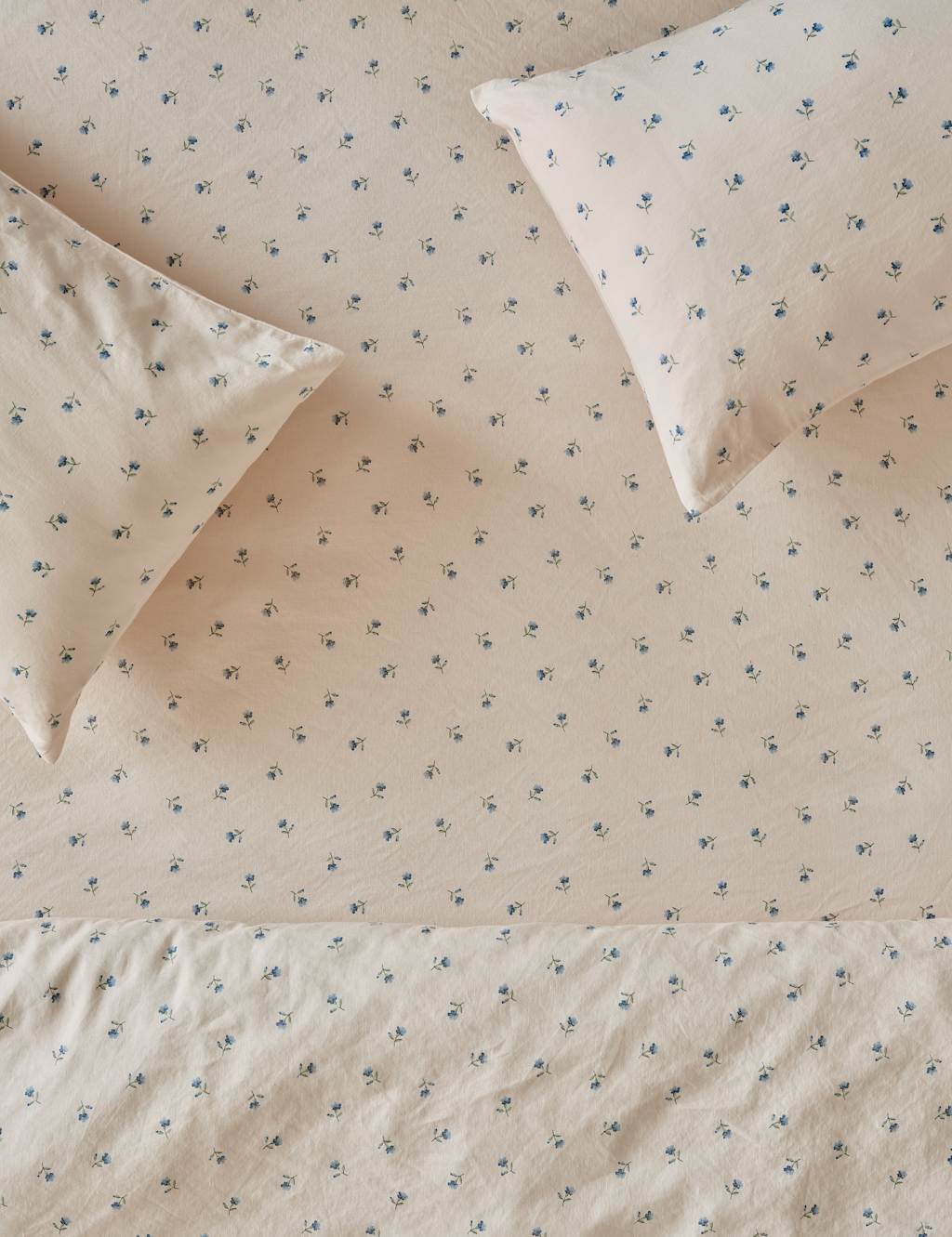 Piglet In Bed Linen Rich Posy Bud Fitted Sheet - Super King Size (6 ft) - Blue Mix - Available at M&S
