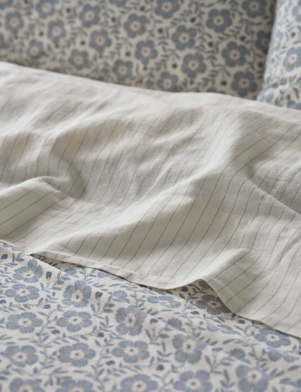 Piglet In Bed Linen Rich Folk Floral Flat Sheet - Single (3 ft) - Grey Mix - Available at M&S