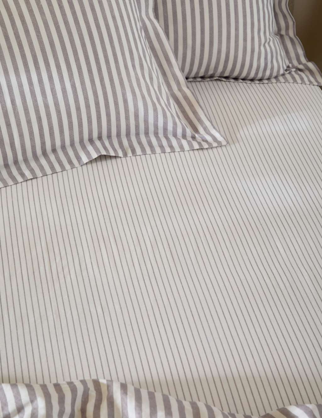 Yard Pure Cotton Hebden Striped Fitted Sheet - Super King Size (6 ft) - Mauve - Available at M&S