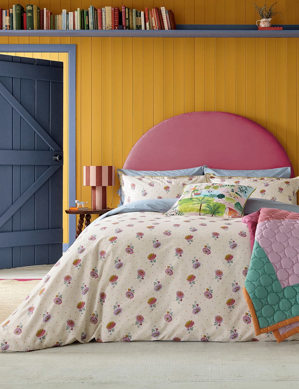 Land & Shore Pure Cotton Rene Floral Bedding Set - Single (3 ft) - Cream Mix - Available at M&S