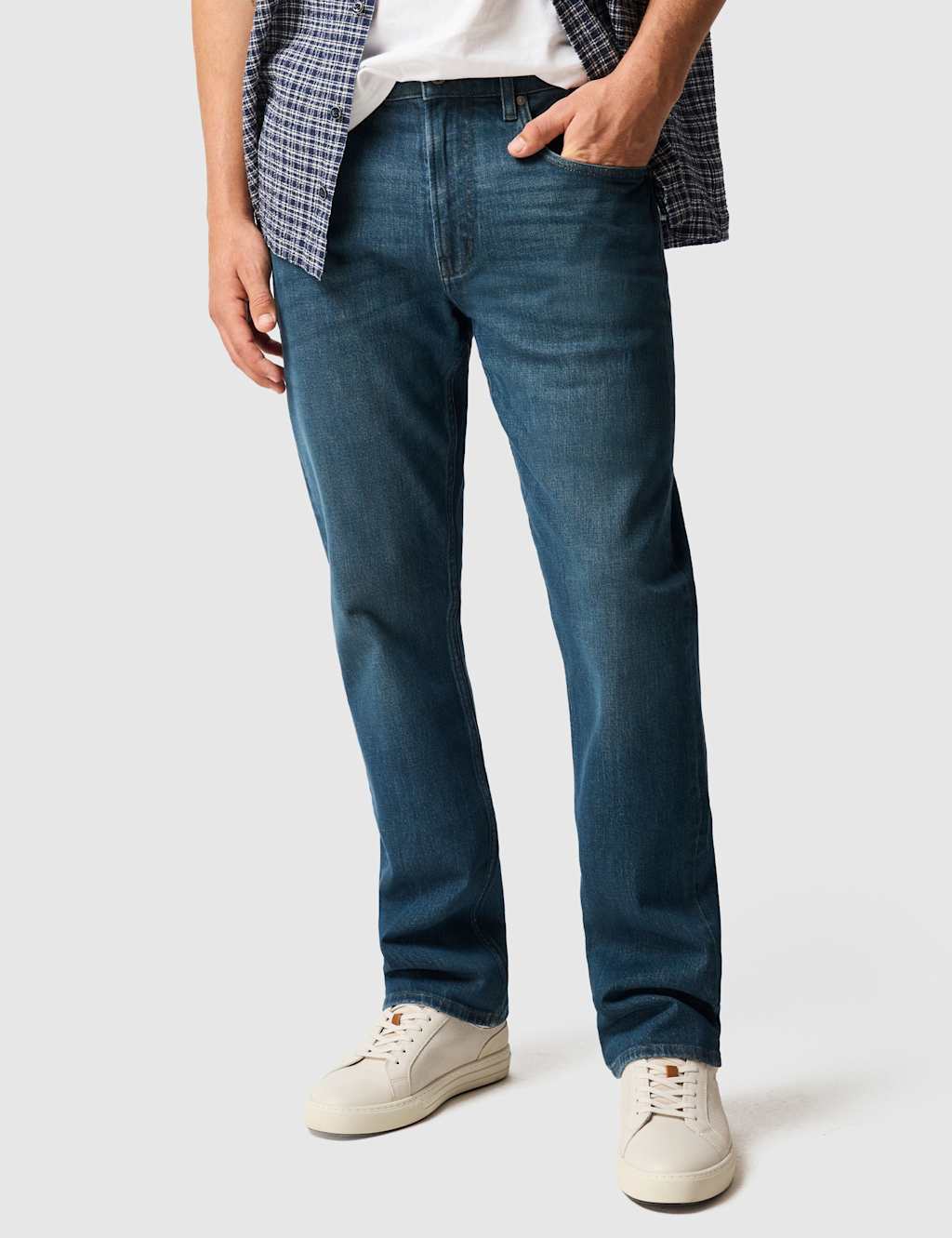 Rodd & Gunn Men's Kurow Relaxed Fit Italian Denim Jeans - 38 - Mid Blue - Available at M&S