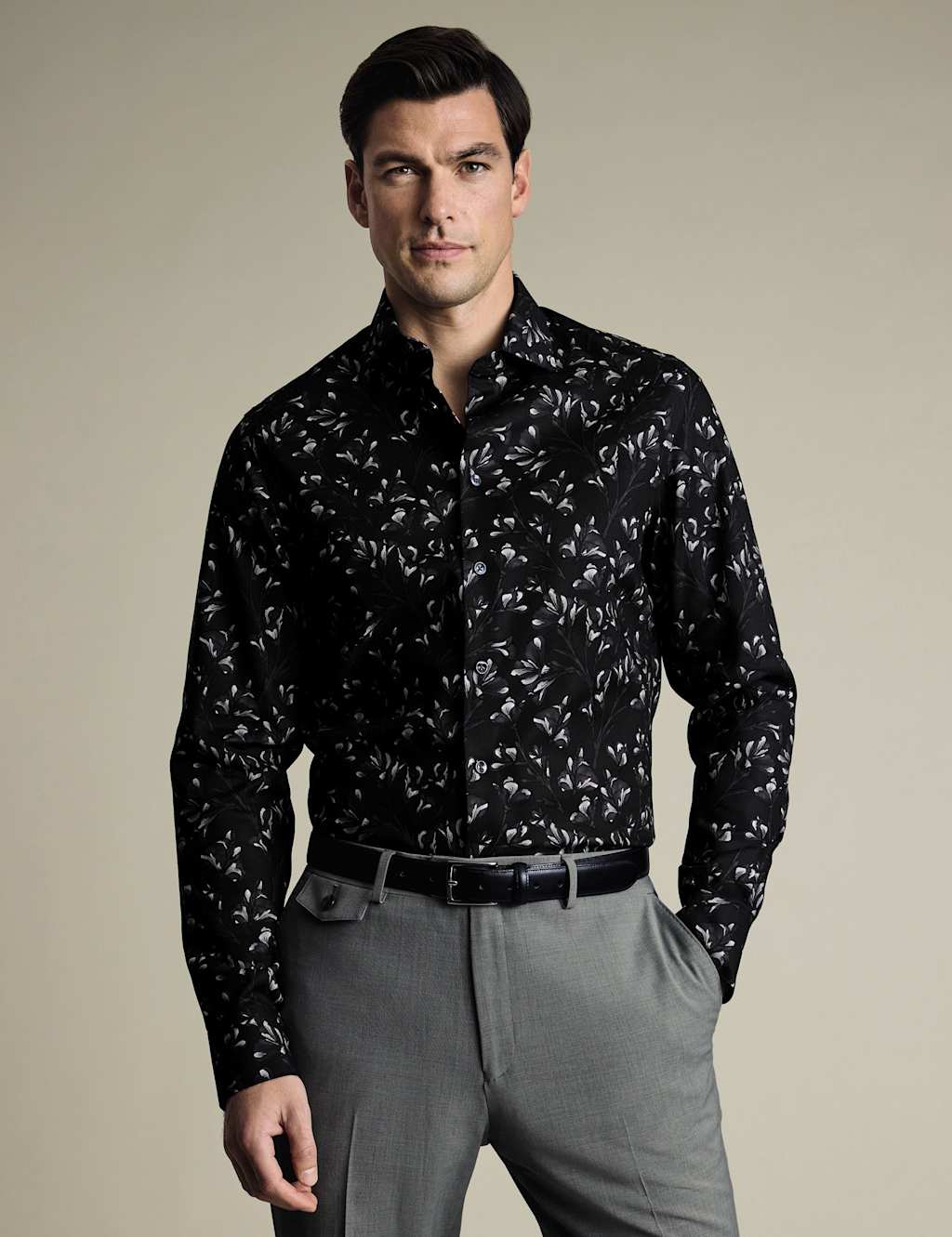 Charles Tyrwhitt Slim Fit Non Iron Pure Cotton Floral Shirt Black