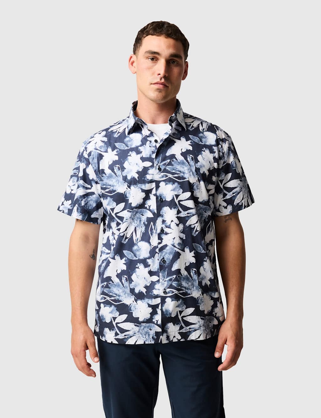 Rodd & Gunn Men's Pure Cotton Floral Shirt - S - Navy Mix - Available at M&S