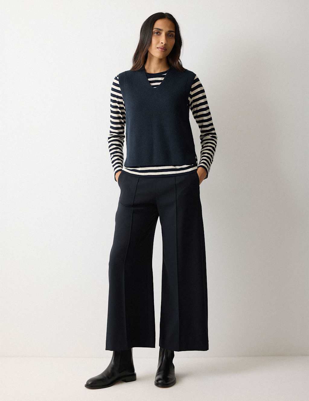 Jigsaw Women's Crepe Wide Leg Ankle Grazer Trousers - 8 - Navy - Available at M&S