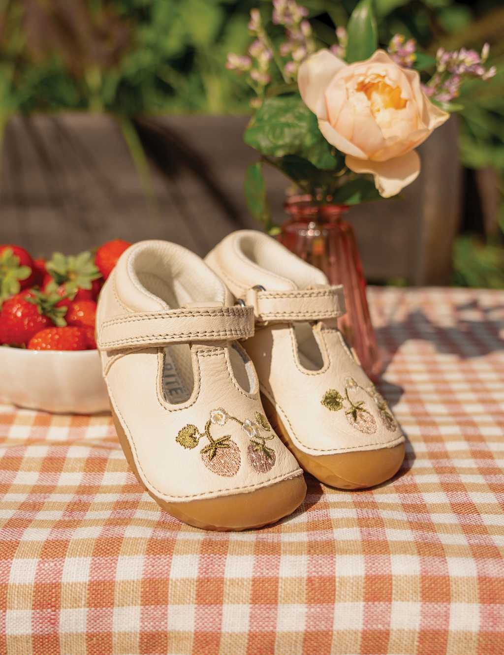 Start-Rite Girls Squish Leather Shoes (3 1/2-5 Small) - 4½ - Cream - Available at M&S