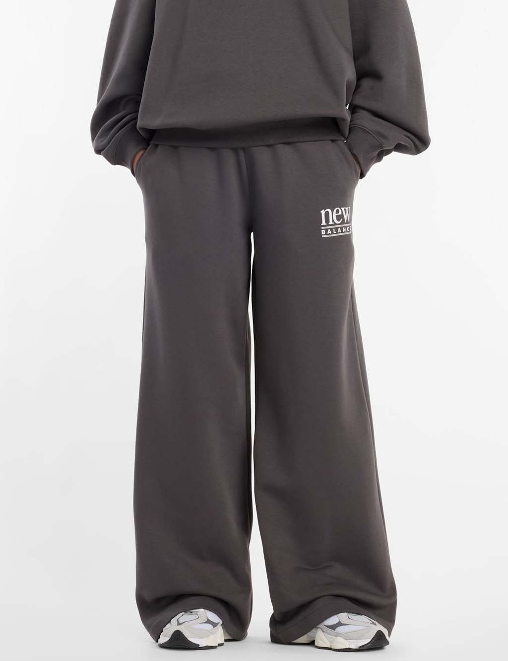 New Balance Women's Cotton Rich Fleece Logo Joggers - Small - Black