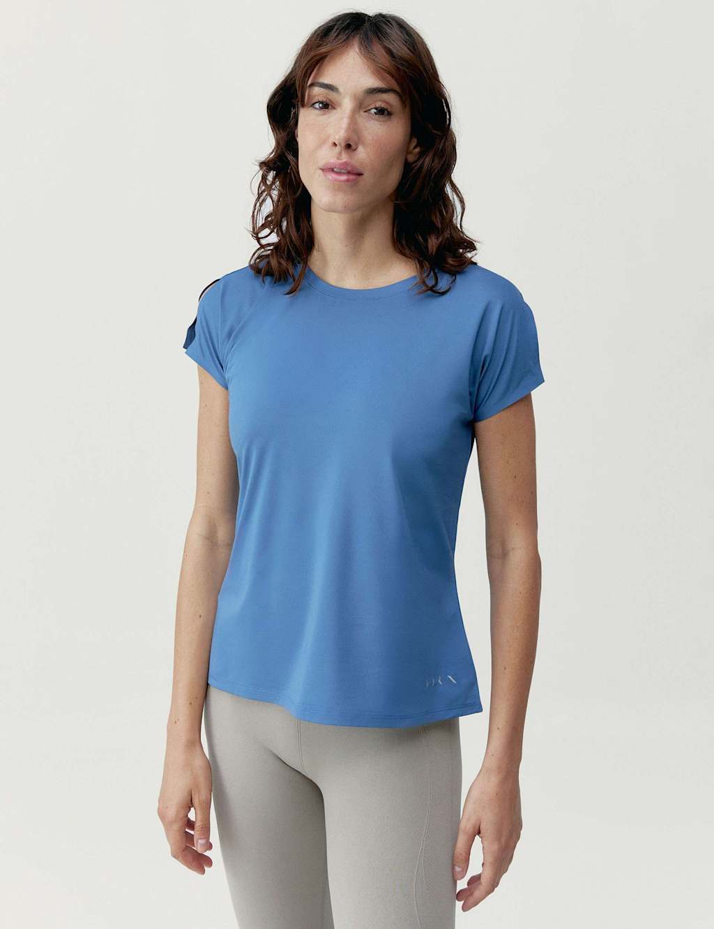 Aina Crew Neck Cutout Detail Sports T-Shirt