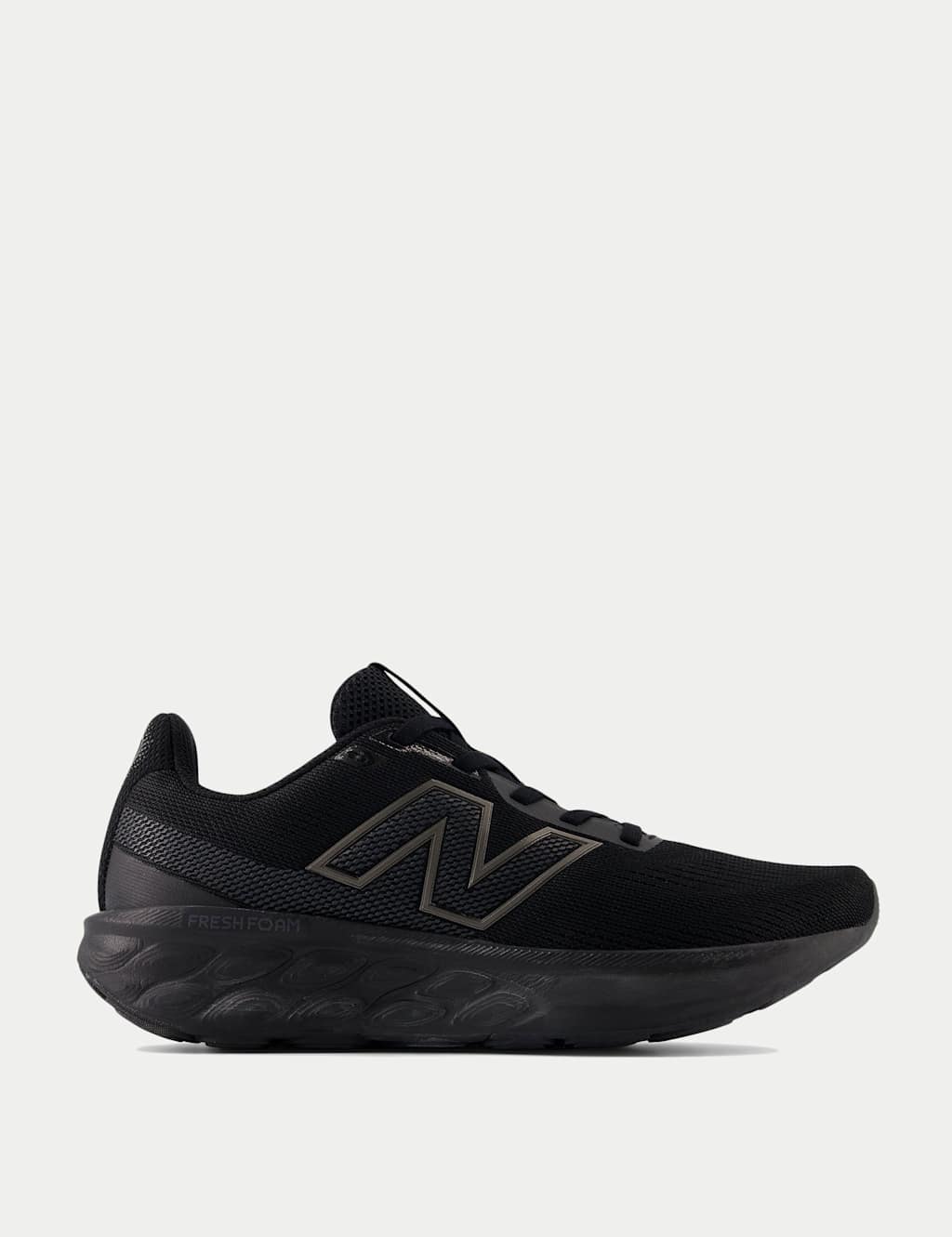 520v9 Running Trainers