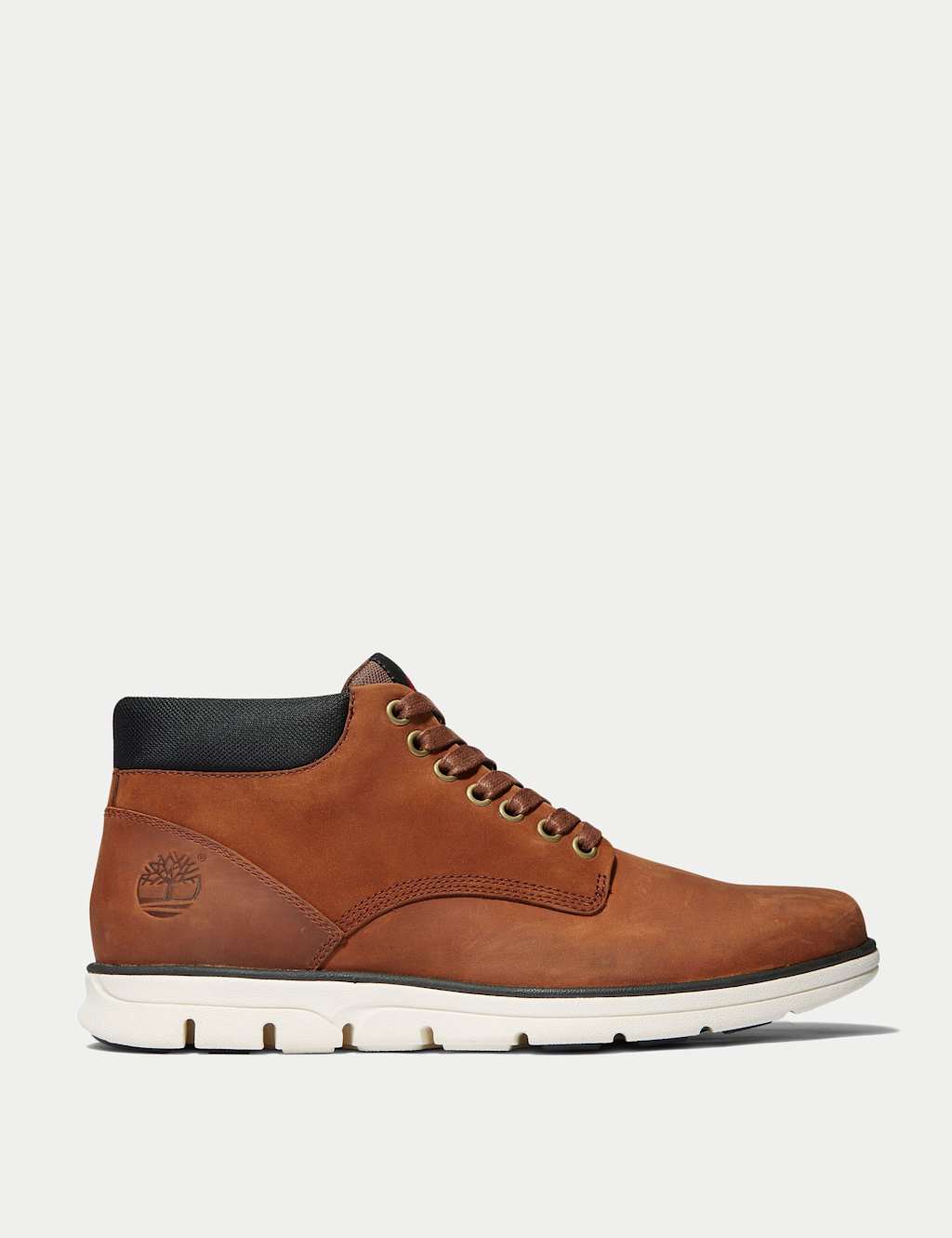 Bradstreet Chukka Leather Walking Boots