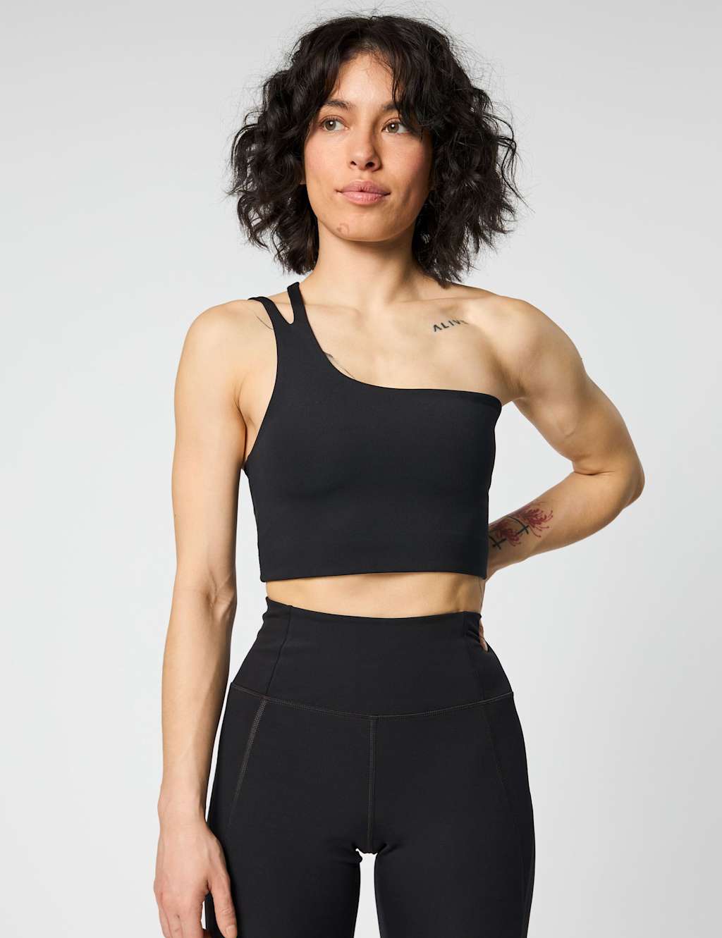 Uma One Shoulder Non Wired Sports Bra (S-XL)
