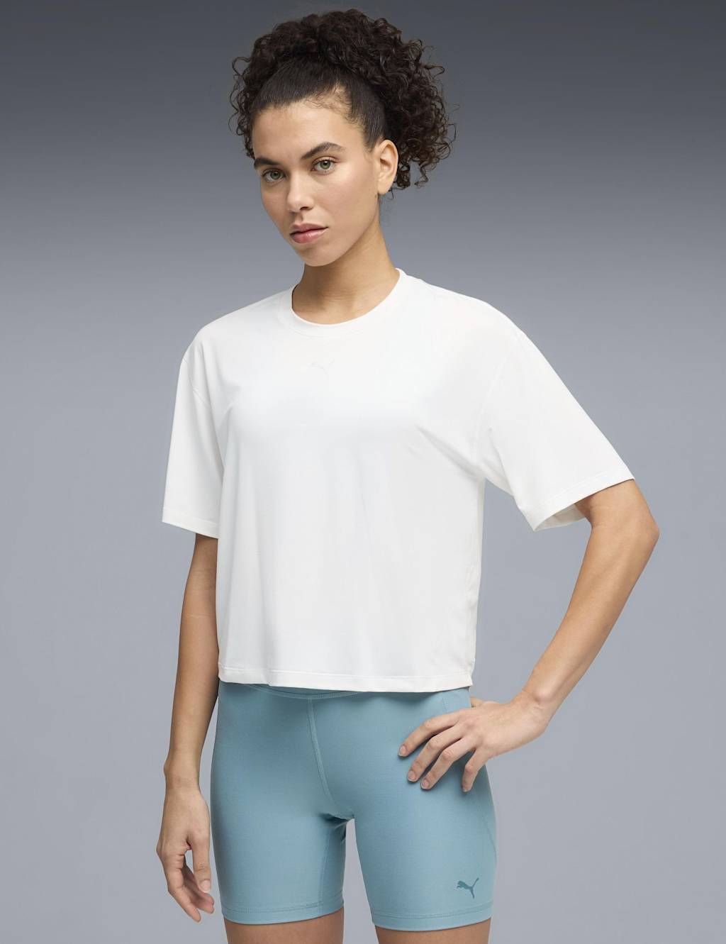 Puma Women's CLOUDSPUN Crew Neck Relaxed T-Shirt - Medium - White