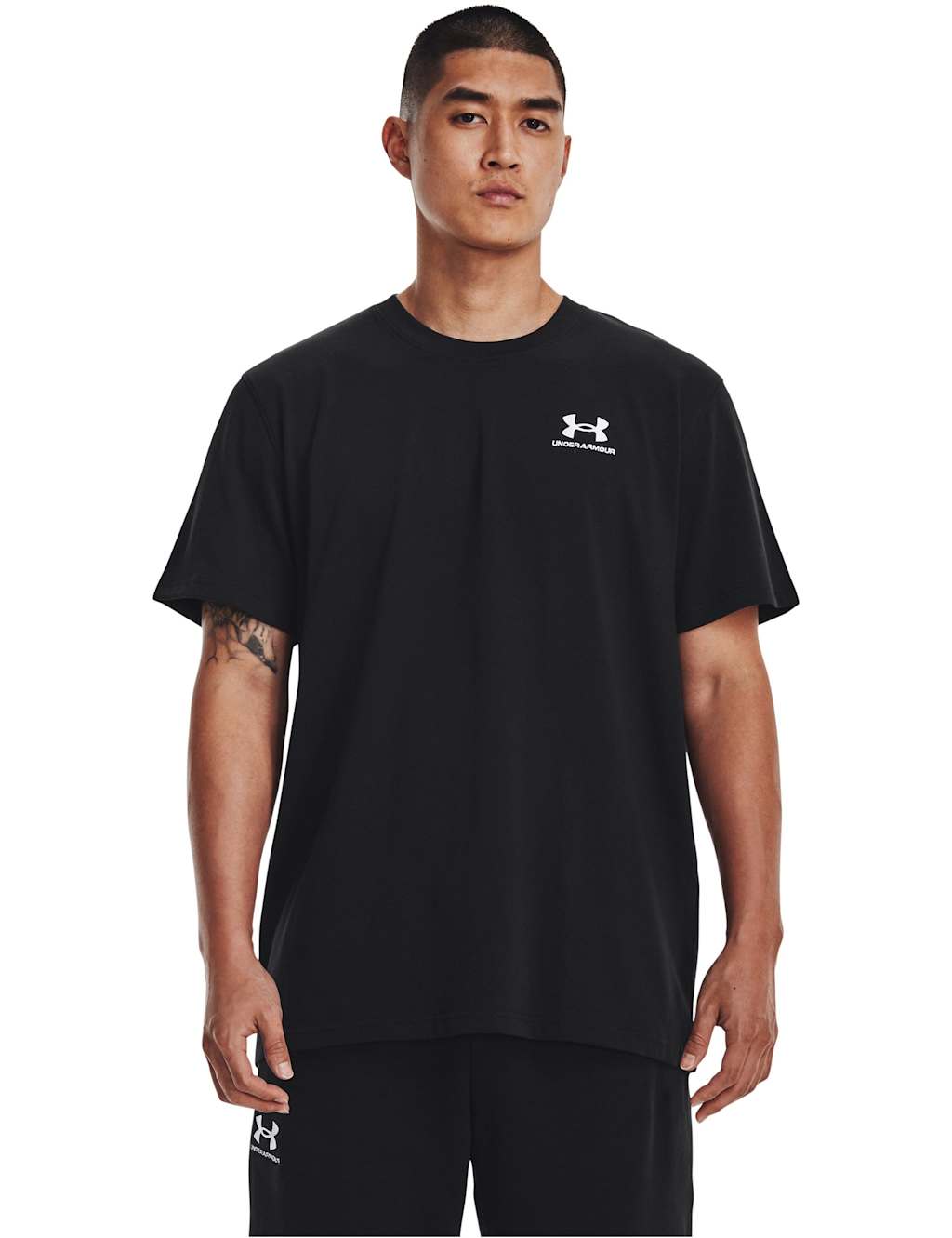 Under Armour Men's Logo Embroidered Short Sleeve T-Shirt - XL - Black