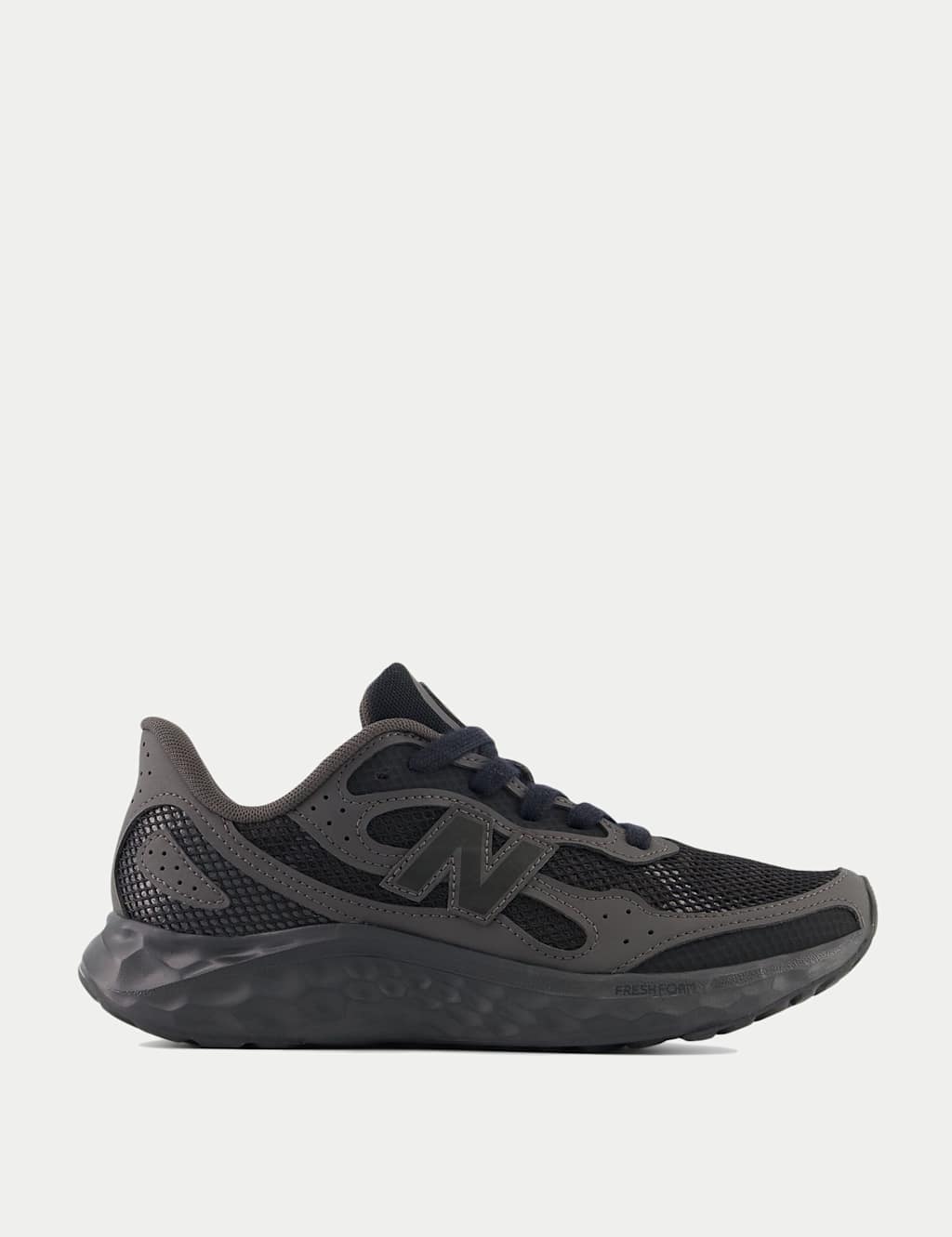 New Balance Fresh Foam Arishi V4 Trainers Black/Black