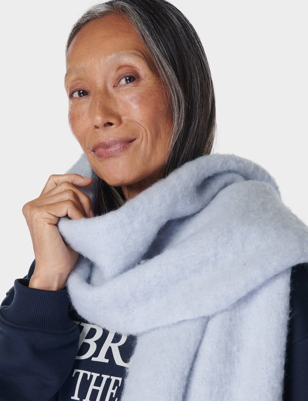 Soft Cloud Knitted Tassel Scarf