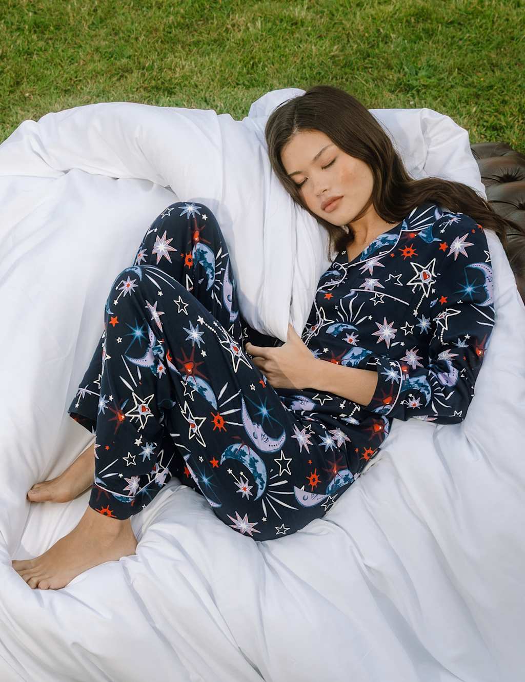 Chelsea Peers Cotton Rich Moon Print Revere Pyjama Set Navy