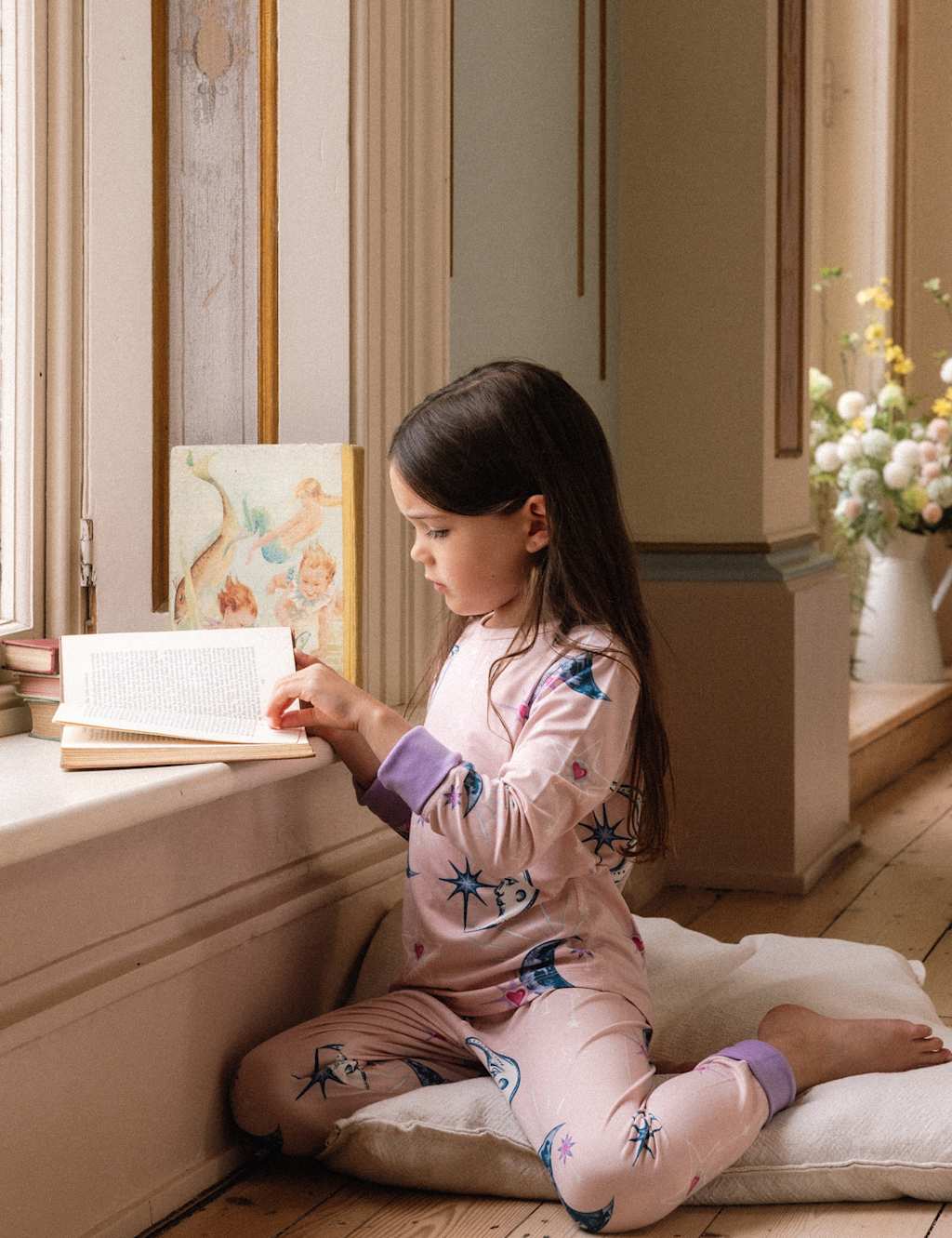 Chelsea Peers Moon Print Crew Neck Cuffed Pyjamas (1-12 Yrs) Pink