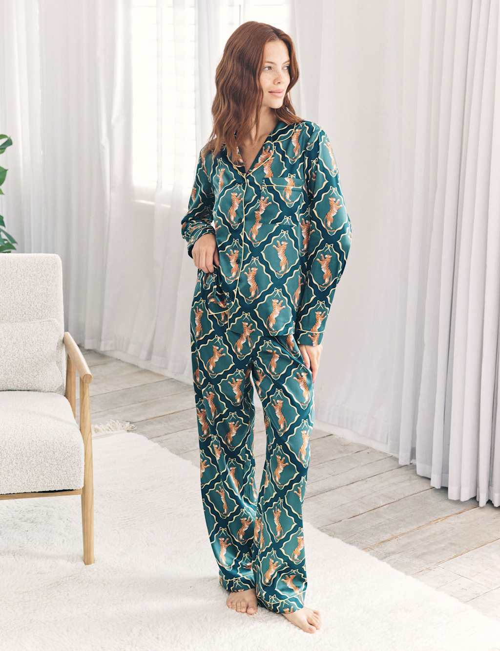 Chelsea Peers Satin Tiger Print Revere Pyjama Set Teal Mix