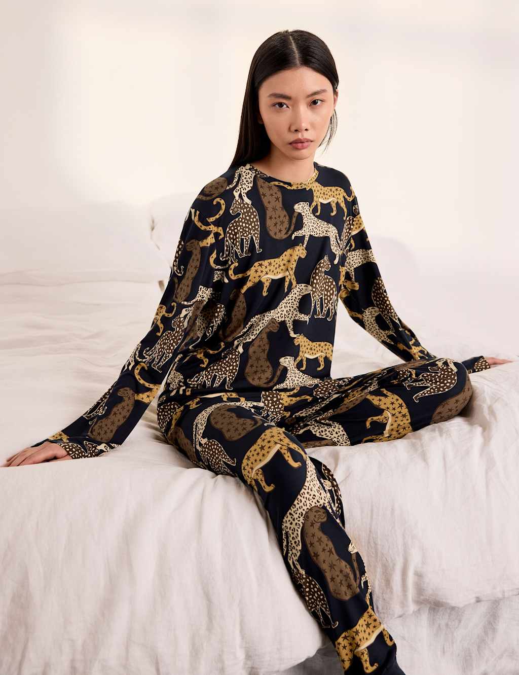 Chelsea Peers Women's Jersey Leopard Print Cuffed Pyjama Set - 6 - Navy - Available at M&S
