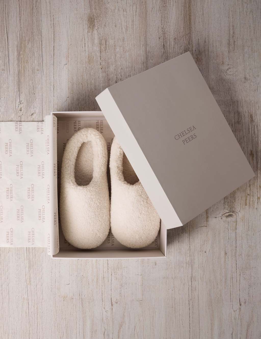 Chelsea Peers Faux Sheepskin Borg Mule Slippers White